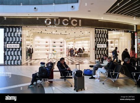 Gucci duty free terminal 3